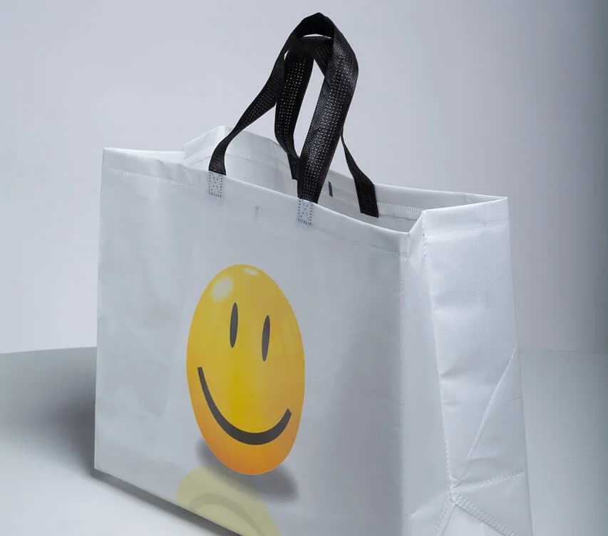 sac à provisions en toile ou en TNT