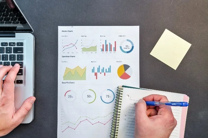 Petits stylos personnalisés à bas prix 