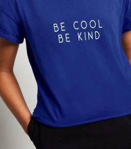 Coole T-shirts: Dit zijn de meest originele T-shirts met een eigen ontwerp ooit.