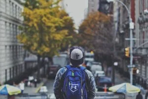 Hoe je je rugzak kunt personaliseren: 3 effectieve ideeën (ook voor niet-creatievelingen)